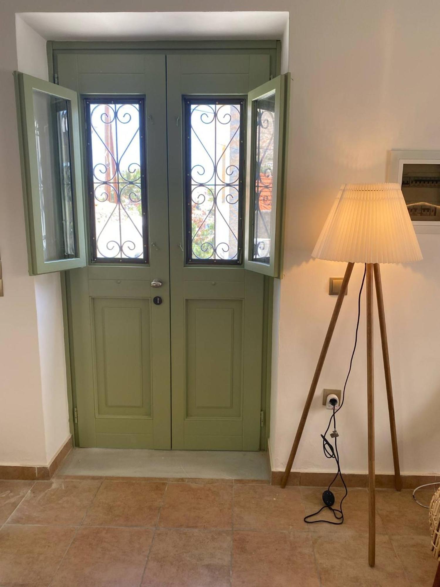 Villa Theoni Chalki Town 外观 照片